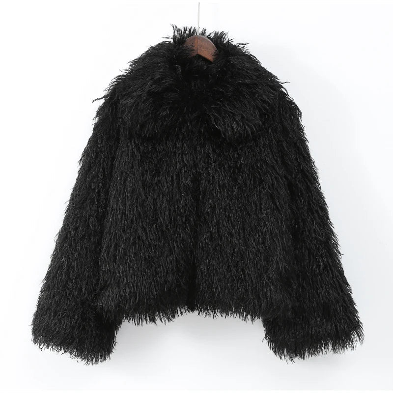 Damski Płaszcz Zimowy z Sztucznego Futra Lama z Luźnym Fasonem 0