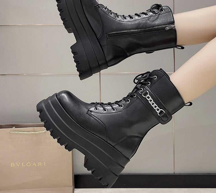 Damskie Botki Skórzane na Platformie z Nitami i Paskami 3